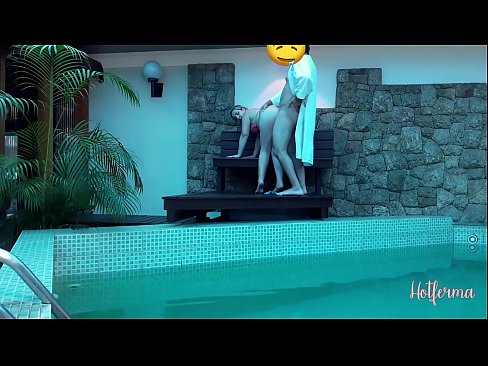 ❤️ Boss xizmetkarê vedixwîne hewzê, lê nikarî li ber germiyekê bisekine ️❌ Pornoya anal li ku.mrvideospornogratis.ru ❌️❤